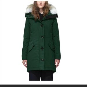 Canada goose rossclair coat in algonquin green. Immaculate condition worn twice